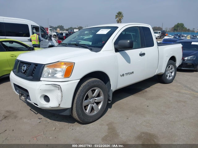 Nissan TITAN S 2014 1N6AA0CH9EN503195 Image 2