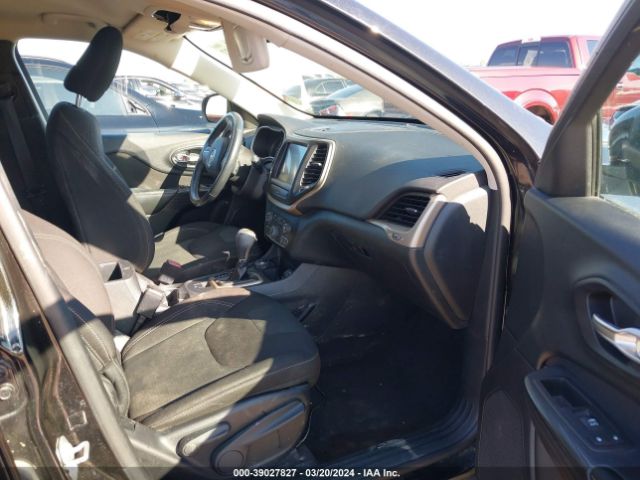 1C4PJMCS1GW251701 Jeep Cherokee Latitude