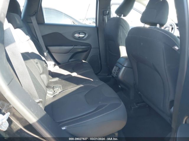 1C4PJMCS1GW251701 Jeep Cherokee Latitude