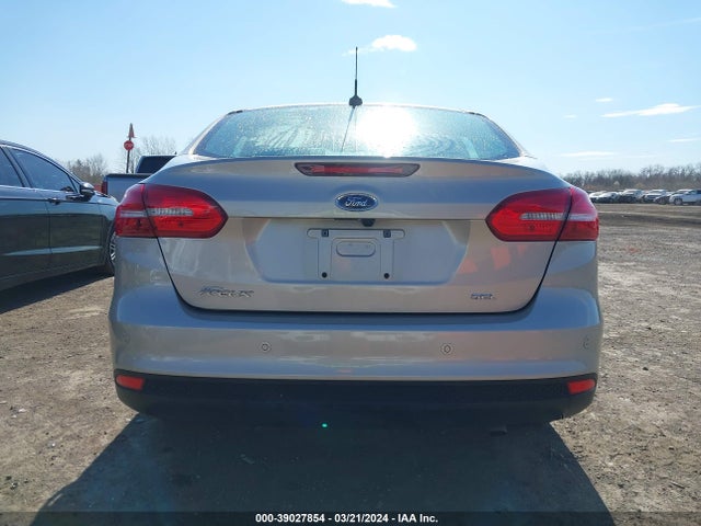 Ford FOCUS SEL 2017 1FADP3H2XHL318146 Image 16