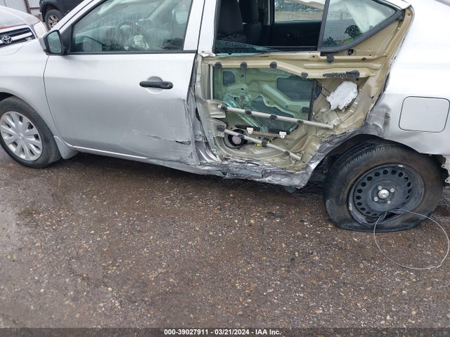 Nissan Versa 1.6 S+ 2019 3N1CN7AP2KL870697 Image 6