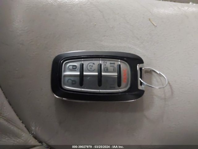 2C4RC1BG0HR560746 Chrysler Pacifica Touring-l
