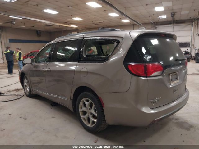 2C4RC1BG0HR560746 Chrysler Pacifica Touring-l