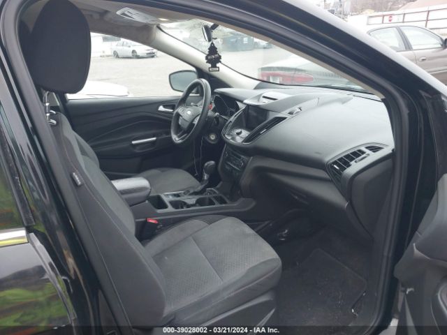 1FMCU0GD7HUC86441 Ford ESCAPE SE