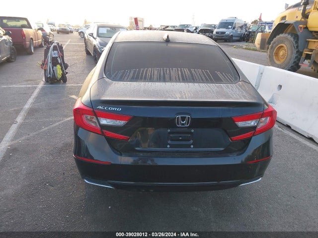 Honda ACCORD EX 2018 1HGCV1F41JA000469 Image 17