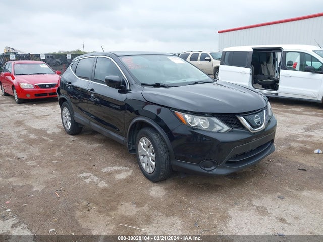Nissan Rogue Sport S 2018 JN1BJ1CP5JW152880 главное изображение