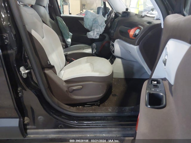 Jeep Renegade Latitude 2015 ZACCJBBT0FPB75774 Image 5