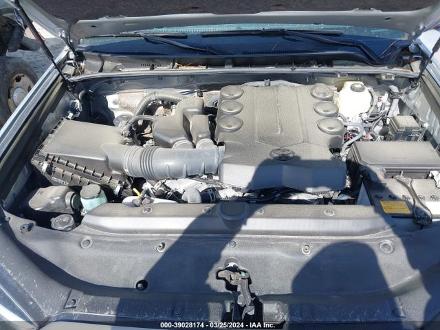 Toyota 4runner Limited 2022 JTEKU5JR0N6037346 Image 10