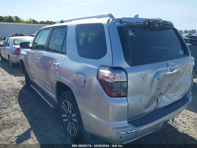 Toyota 4runner Limited 2022 JTEKU5JR0N6037346 Image 3