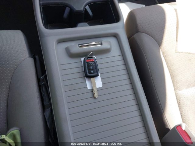 5J6RM3H59EL028005 Honda CR-V EX