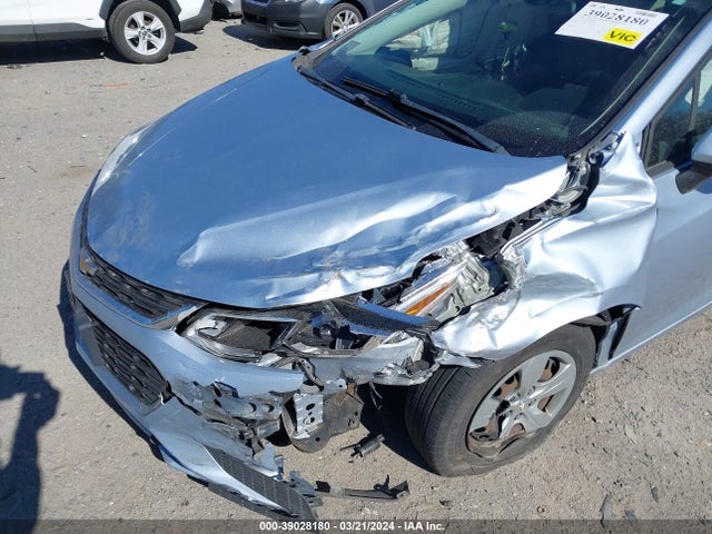 Chevrolet Cruze Ls Auto 2017 1G1BC5SM2H7199187 Image 6