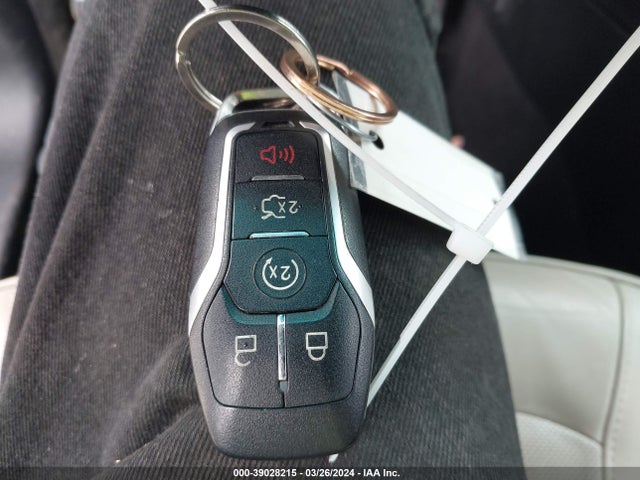 Ford Explorer Platinum 2016 1FM5K8HT9GGB84610 Image 11