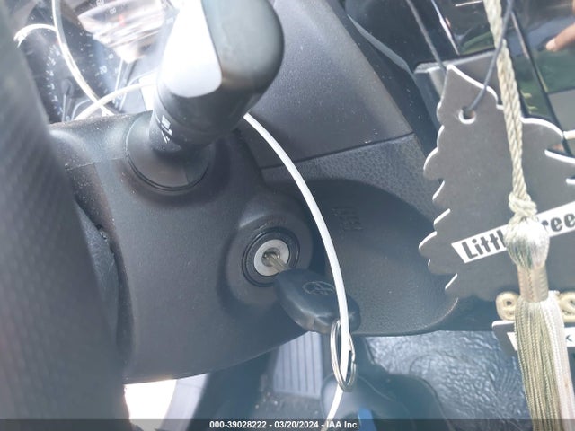 Toyota COROLLA LE 2016 5YFBURHE1GP560921 Image 11