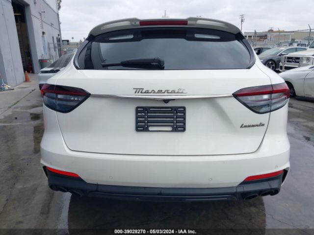 ZN661YUM3NX402899 Maserati Levante Modena