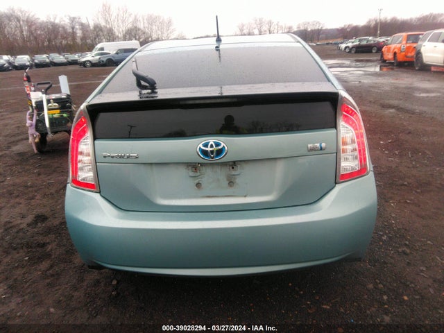 Toyota Prius Two 2014 JTDKN3DUXE1778851 Image 15
