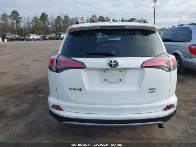 Toyota Rav4 Xle 2018 JTMRFREV1JJ191776 Image 16
