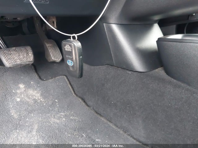 Toyota Prius Two 2017 JTDKBRFU4H3560602 Image 11