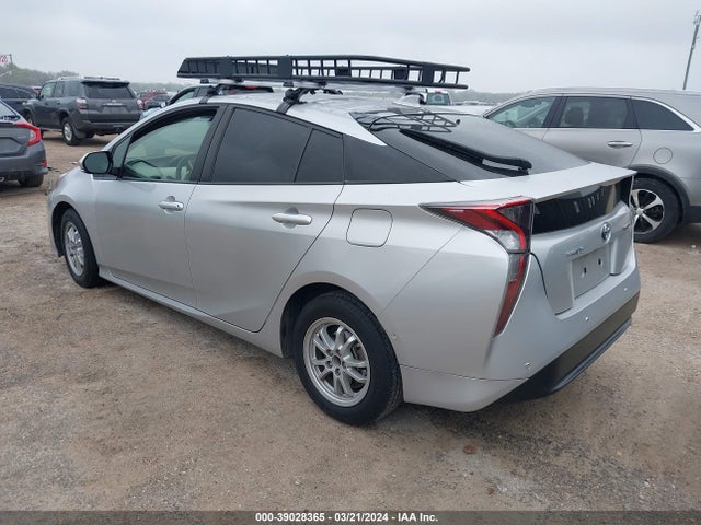 Toyota Prius Two 2017 JTDKBRFU4H3560602 Image 3