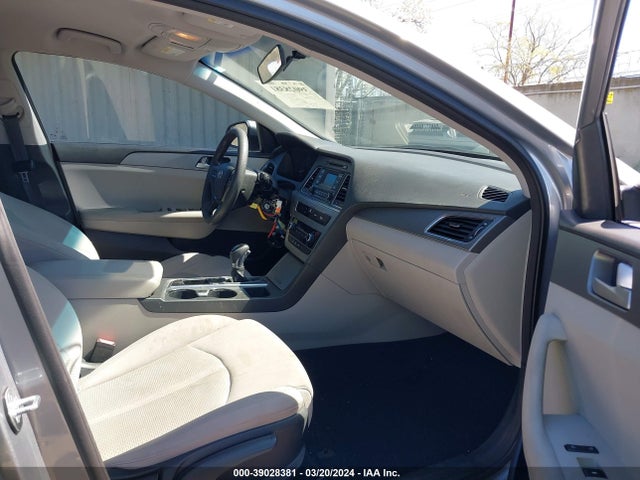 Hyundai SONATA SE 2015 5NPE24AF9FH226561 Image 5