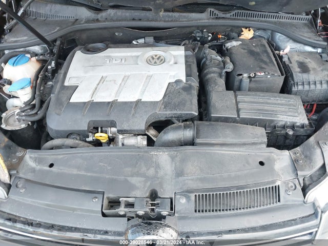 3VWPL7AJ2EM606178 Volkswagen Jetta Sportwagen 2.0l Tdi