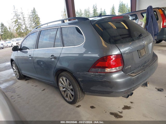 3VWPL7AJ2EM606178 Volkswagen Jetta Sportwagen 2.0l Tdi