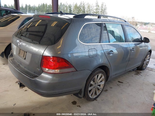3VWPL7AJ2EM606178 Volkswagen Jetta Sportwagen 2.0l Tdi