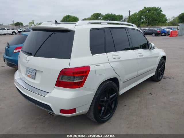 2011 Mercedes-benz Glk 350 მანქანა იყიდება აუქციონზე, vin: WDCGG5GB0BF592136, აუქციონის ნომერი: 39028565