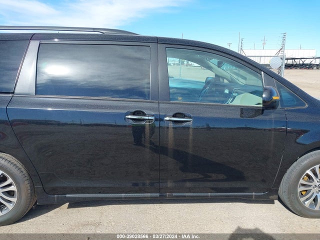 Toyota Sienna Xle Premium 2020 5TDYZ3DC8LS084505 Image 13
