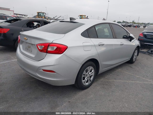 Chevrolet CRUZE LS 2019 1G1BC5SMXK7130481 Image 4