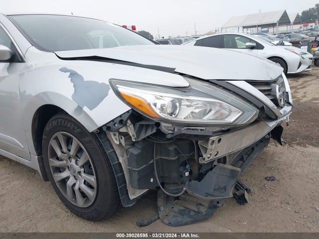 Nissan Altima 2.5 S 2017 1N4AL3AP5HN313073 Image 6