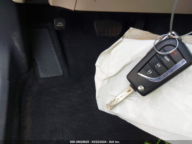 Toyota CAMRY LE 2020 4T1C11AK7LU951482 Image 11