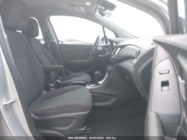 Chevrolet TRAX LS 2017 3GNCJNSB7HL132538 Image 5