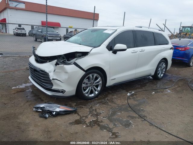 5TDERKEC4MS011421 Toyota Sienna Platinum