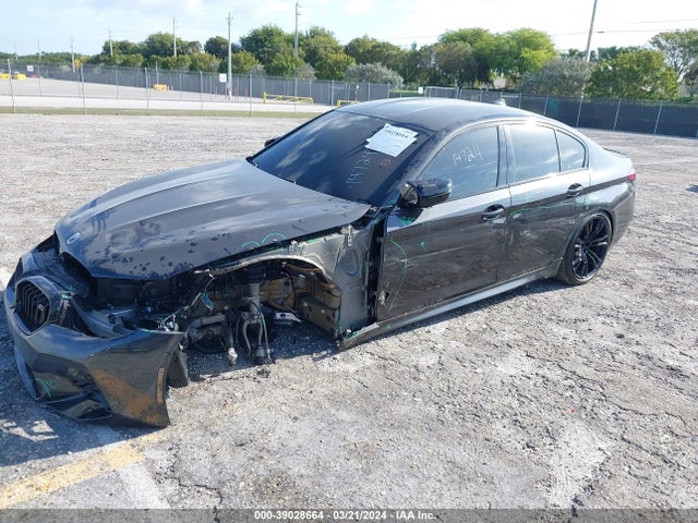 BMW M5 2022 WBS83CH06NCL01581 Image 2