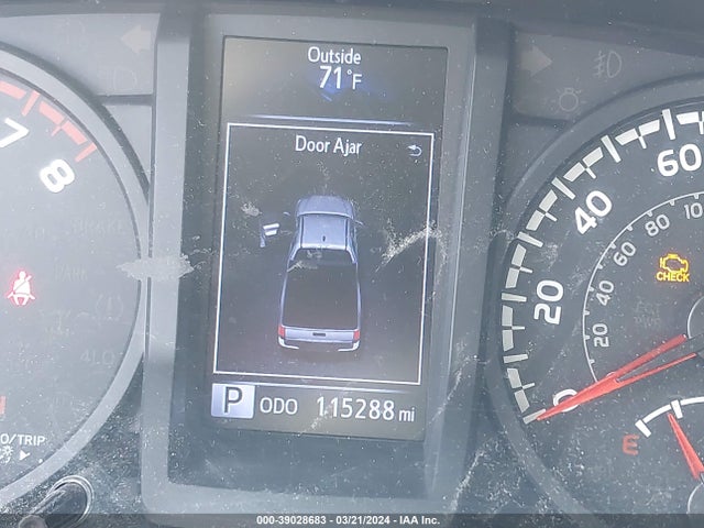 Toyota Tacoma Sr 2018 5TFRX5GN2JX110333 Image 15