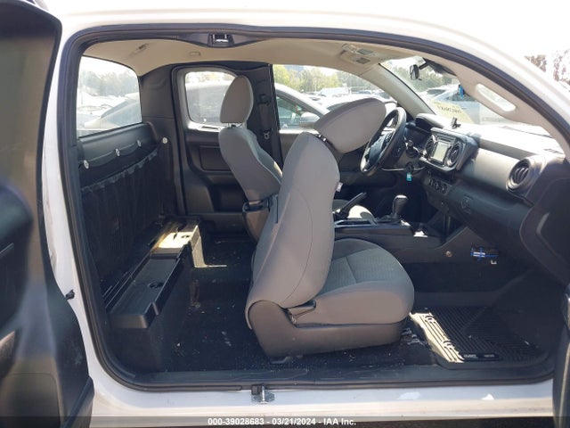 Toyota Tacoma Sr 2018 5TFRX5GN2JX110333 Image 8