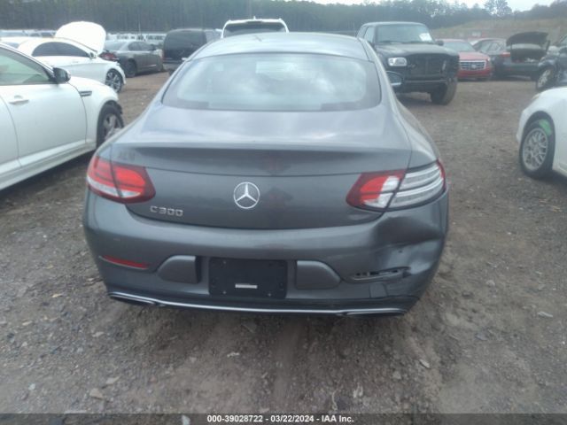 WDDWJ8DB1KF896638 Mercedes-Benz C 300
