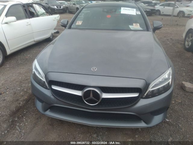 WDDWJ8DB1KF896638 Mercedes-Benz C 300