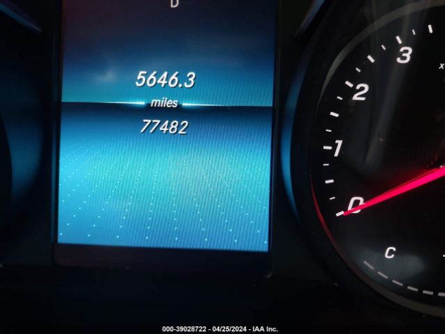 WDDWJ8DB1KF896638 Mercedes-Benz C 300