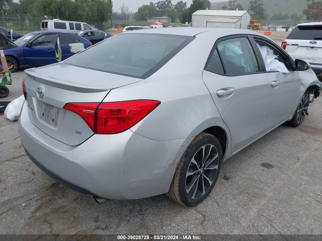 Toyota COROLLA SE 2017 2T1BURHE9HC885494 Image 4