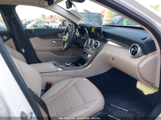 W1KWF8EB2MR629381 Mercedes-Benz C 300 4matic