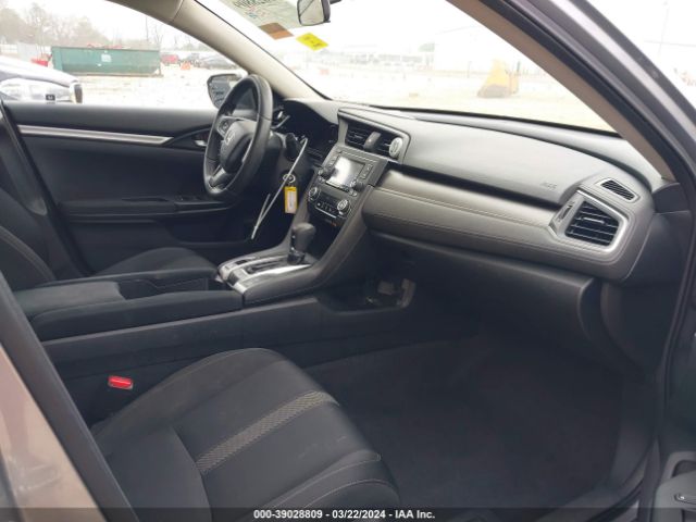 19XFC2F52HE038333 Honda Civic Lx