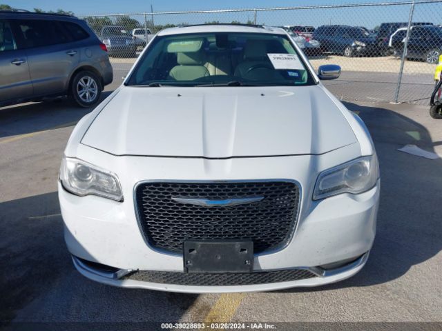 2C3CCAEG3GH127903 Chrysler 300C