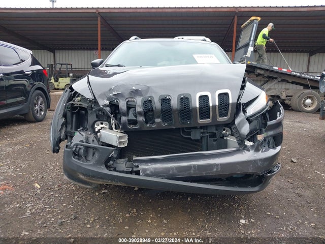 Jeep Cherokee Latitude 2016 1C4PJMCS8GW132141 Image 12