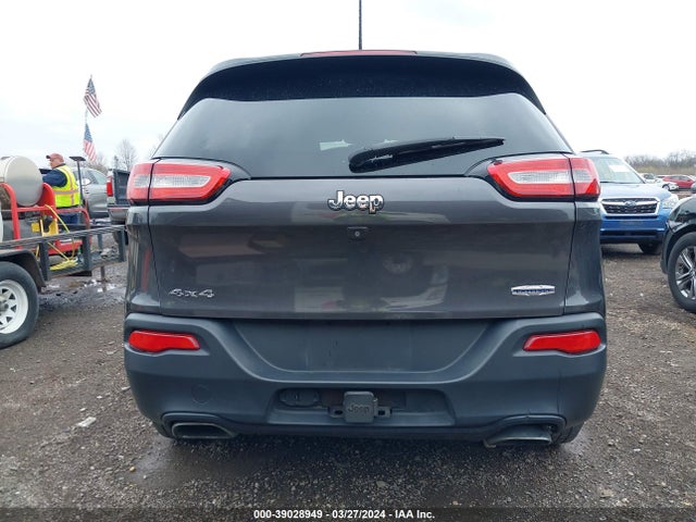 Jeep Cherokee Latitude 2016 1C4PJMCS8GW132141 Image 16