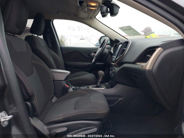 Jeep Cherokee Latitude 2016 1C4PJMCS8GW132141 Image 5