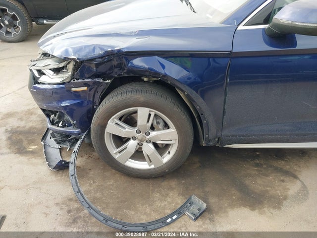 WA1CNAFY8K2118123 Audi Q5 45 Premium