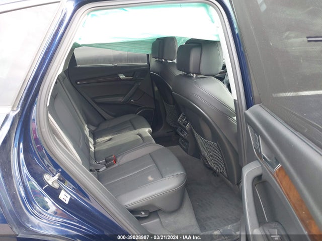 WA1CNAFY8K2118123 Audi Q5 45 Premium
