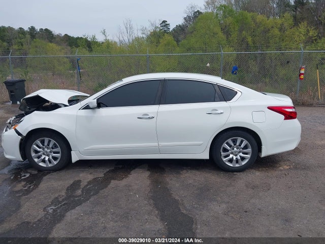 Nissan Altima 2.5 S 2016 1N4AL3AP8GN338578 Image 14