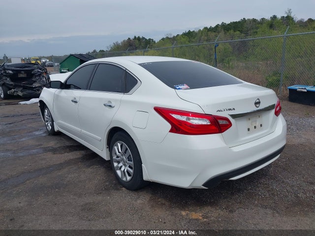 Nissan Altima 2.5 S 2016 1N4AL3AP8GN338578 Image 3